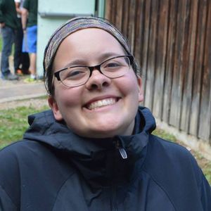 Meet your Posher, Caitlyn